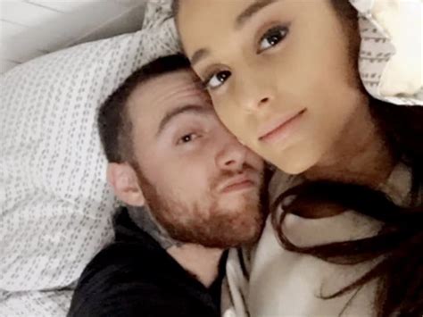 ariana grande naked leaked|FULL VIDEO: Ariana Grande Sex Tape With Mac Miller Leaked!